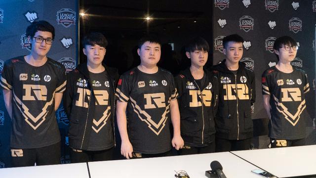 的多项体育 的多项体育