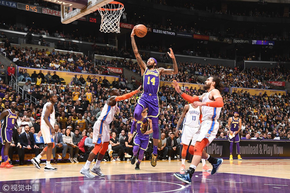 足球是圆的 足球是圆的