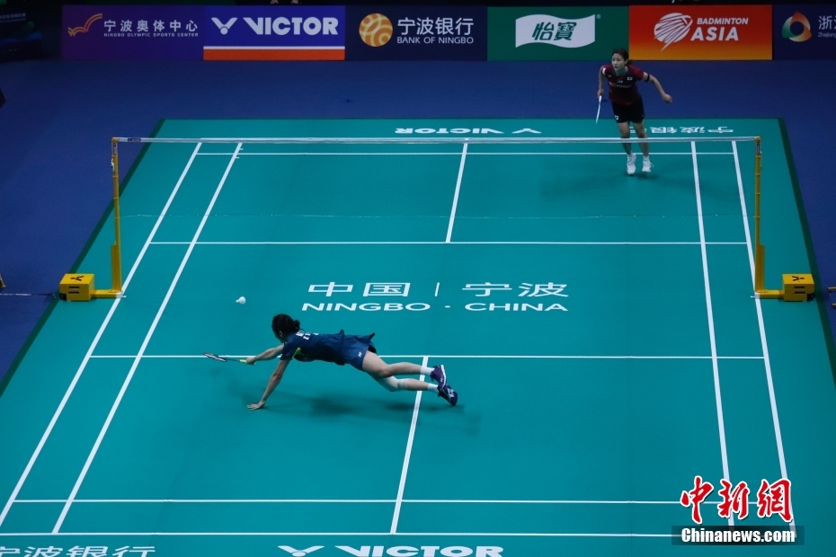 两条赛线的